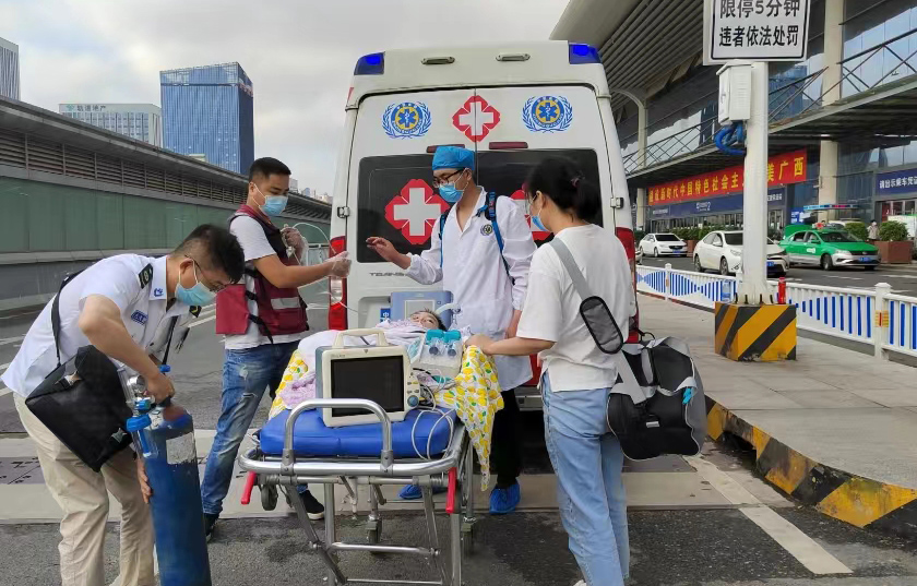 磐石市救护车出租公司